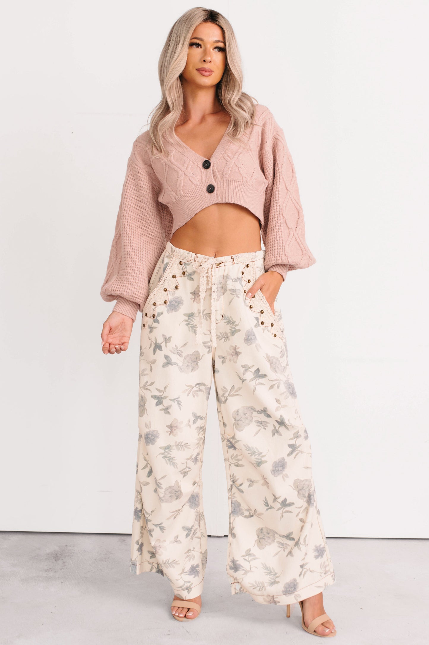 True Escapism Cropped Cable Knit Cardigan (Pink)