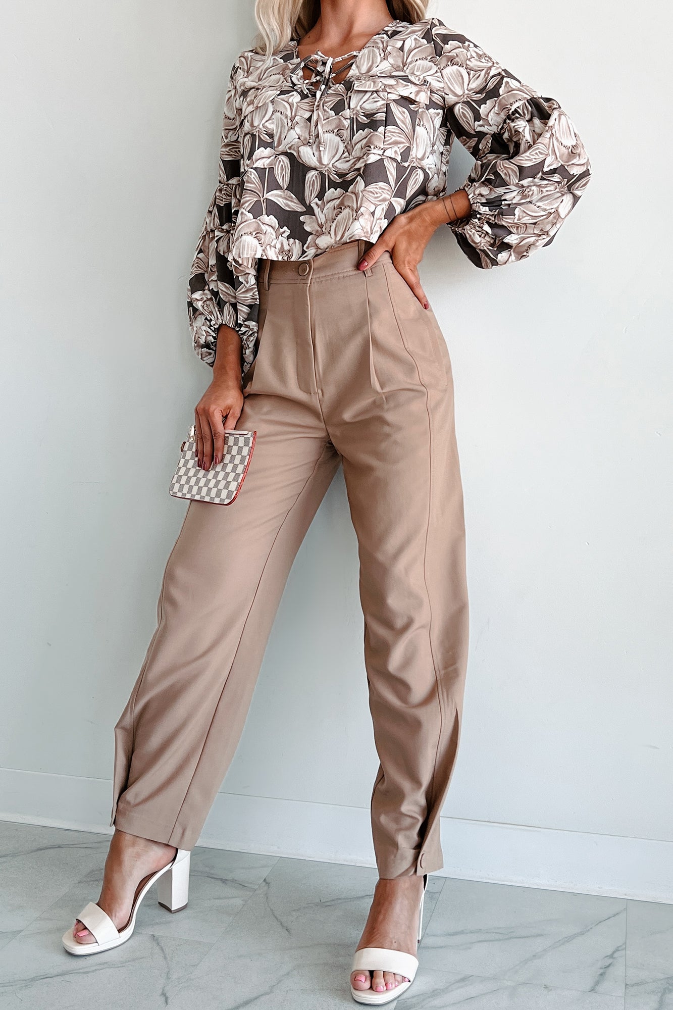 Working Late Pleated Buttoned Cuff Pants (Latte)