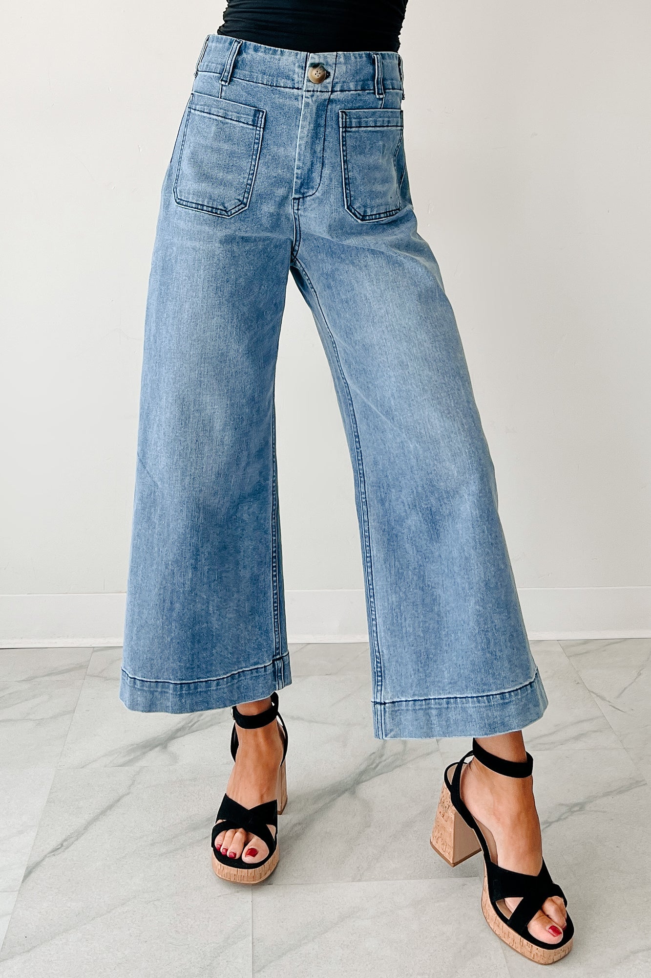 Saylor High Rise Wide Crop Jeans (Dark)